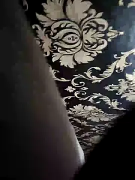 youngbull 21delhi online show from December 17, 2:33 am