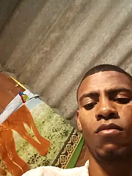 MAXIMO JHONS online show from February 24, 4:24 am