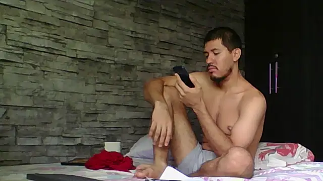 Sexylatin64 online show from March 23, 12:44 pm