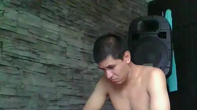 Snapshot of Sexylatin64 chatting on October 20, 8:46 pm Sexylatin64 online show from October 20, 8:46 pm