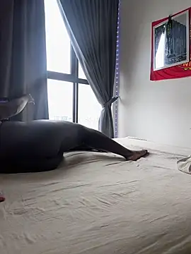 bigblackhummer online show from December 14, 5:03 am