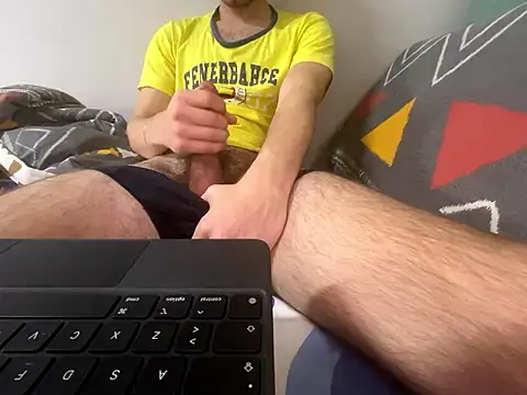 sweetspider35 online show from December 7, 9:06 am