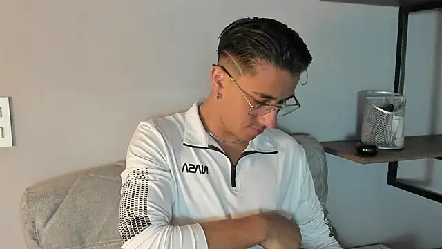 Andy Joy  online show from February 23, 12:07 pm