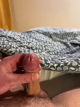  t0ni0  online show from January 22, 2:14 pm