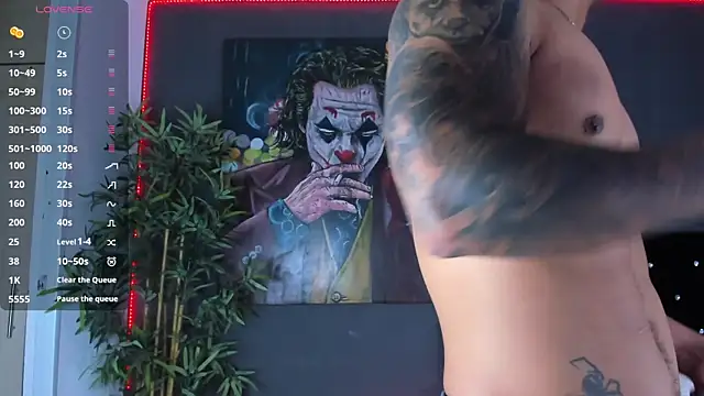 Snapshot of jordan_mayers02 chatting on March 14, 9:03 am jordan mayers02 online show from March 14, 9:03 am