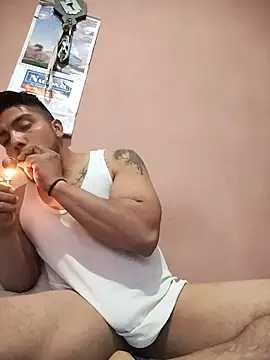 Snapshot of alfredyy55 chatting on March 8, 4:58 pm alfredyy55 online show from March 8, 4:58 pm