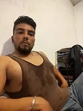 Snapshot of alfredyy55 chatting on September 21, 1:39 am alfredyy55 online show from September 21, 1:39 am