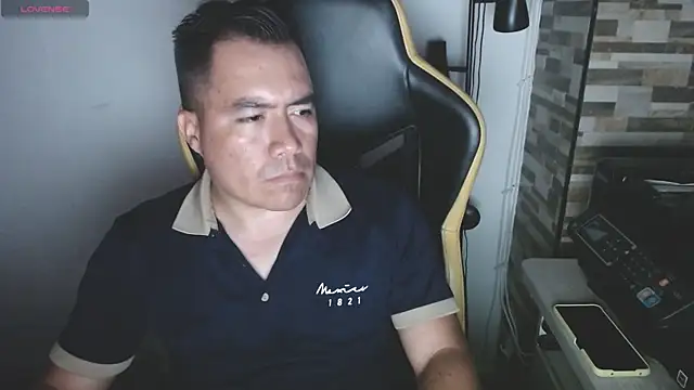 Jhonatan Morales S online show from April 4, 11:35 pm