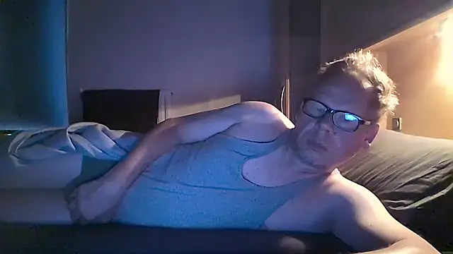 kinkyslet8 online show from September 10, 6:23 am