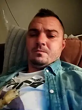 Galowy777juzek online show from May 2, 9:39 pm