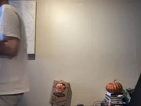 OtterAdonis21 online show from October 2, 1:48 pm