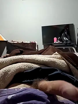 Snapshot of danilogarcia33 chatting on October 21, 2:25 am danilogarcia33 online show from October 21, 2:25 am
