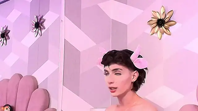 KylieMonnett online show from December 2, 3:09 am