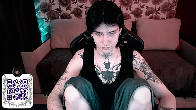 Kevin  badass online show from January 3, 4:48 pm