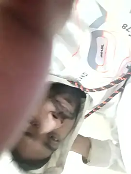 devilsam3327 online show from January 9, 2:44 pm