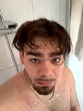 JuNIs  online show from February 22, 11:33 am