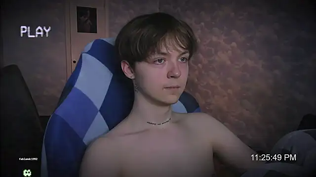 Snapshot of charonbaby1 chatting on December 16, 8:26 pm charonbaby1 online show from December 16, 8:26 pm