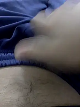 alejopitudo10 online show from February 19, 12:30 am