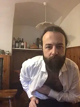 Snapshot of lostile8 chatting on January 29, 3:26 pm lostile8 online show from January 29, 3:26 pm