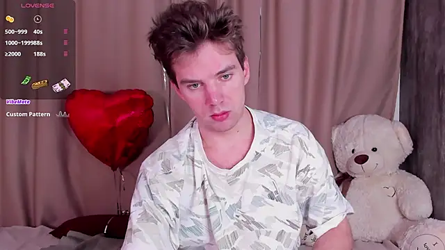 ArthurWhitee online show from March 3, 3:50 am