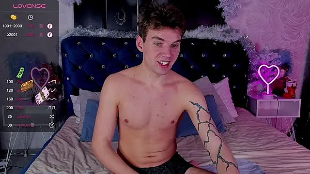 ArthurWhitee online show from January 12, 3:49 am