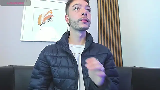 noah ricci online show from December 2, 12:16 pm