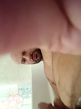 mobydick42085 online show from December 1, 3:42 am