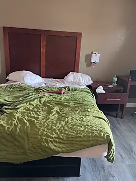 sexuallysubmissiveCD online show from March 6, 3:42 pm