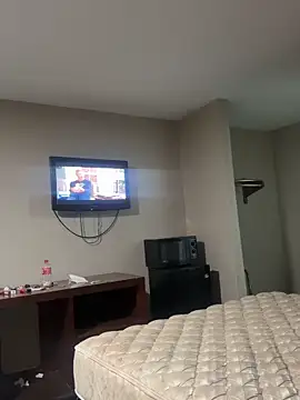 sexuallysubmissiveCD online show from March 8, 2:04 am