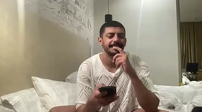 kaiilopeez online show from December 4, 12:30 am