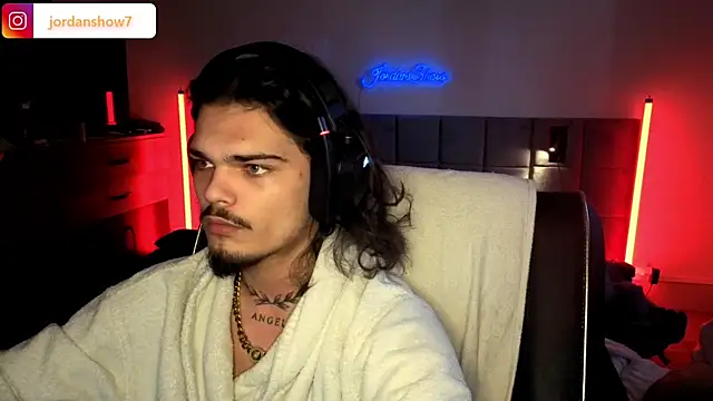 JordanShow online show from November 17, 1:36 pm