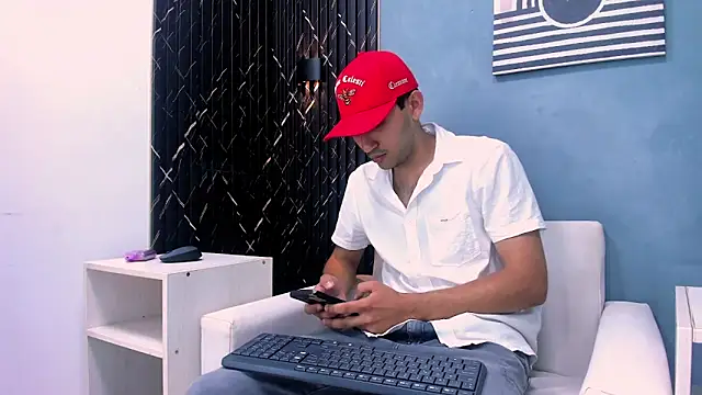 Liam crox online show from January 20, 5:37 pm