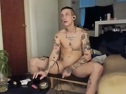 Snapshot of FakkaKaine_ chatting on March 2, 10:34 pm FakkaKaine  online show from March 2, 10:34 pm