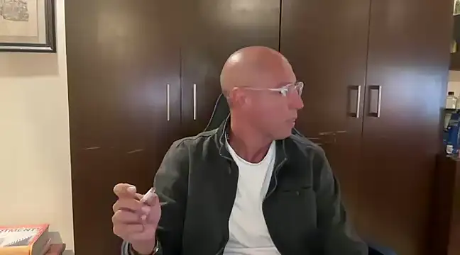 alanan881 online show from December 18, 2:42 am