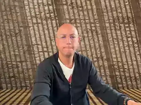 alanan881 online show from December 7, 4:47 pm