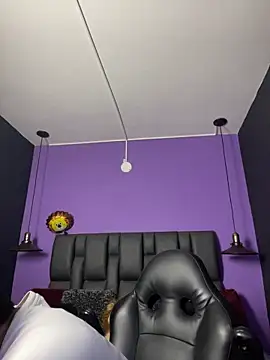 Lyon vach online show from February 6, 10:28 pm