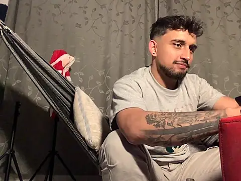 Aaron hot2 online show from December 8, 12:29 am