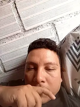 Yolo0722 online show from January 15, 6:10 pm