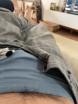 bomvivant2 online show from November 16, 7:05 pm