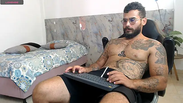 hanz col online show from November 14, 4:19 pm