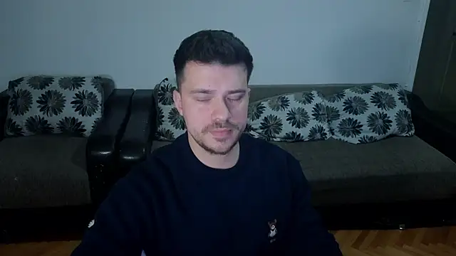 JohnnyStepBro online show from February 13, 10:15 pm