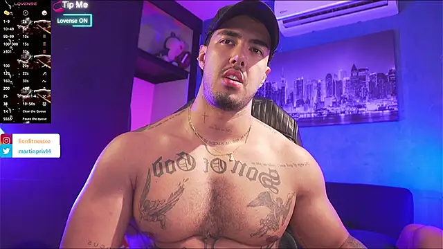 JACOB MARTINS online show from February 13, 10:04 pm