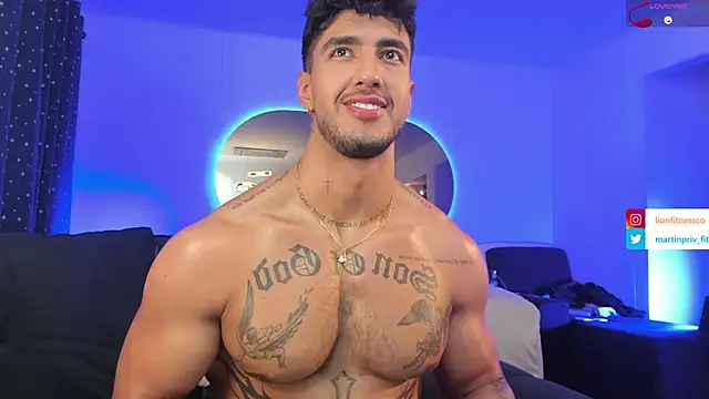 JACOB MARTINS online show from March 10, 6:05 am