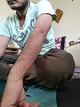 Snapshot of Jonrobinso chatting on February 19, 8:33 am Jonrobinso online show from February 19, 8:33 am