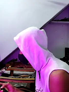 Snapshot of Habibi_big_b chatting on October 19, 5:49 pm Habibi big b online show from October 19, 5:49 pm