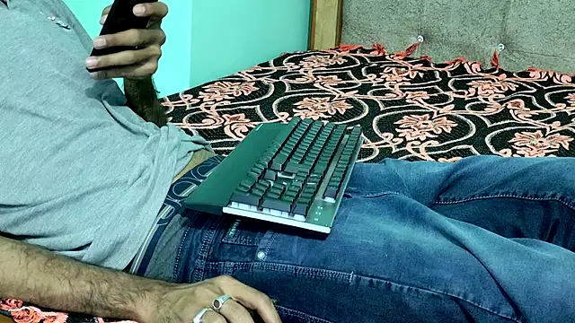 Habibi big b online show from March 6, 1:30 pm