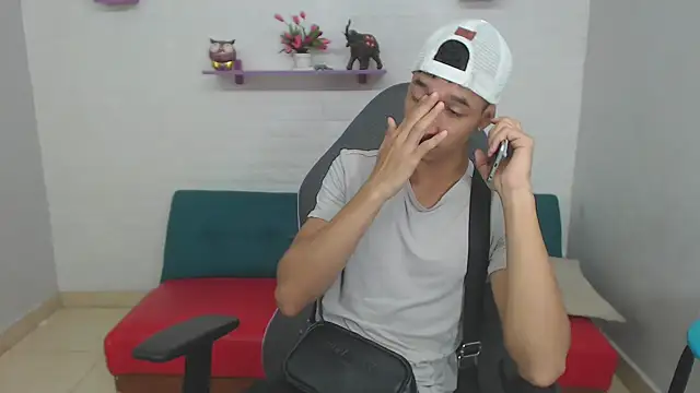 jose sexycumm online show from February 18, 7:10 pm