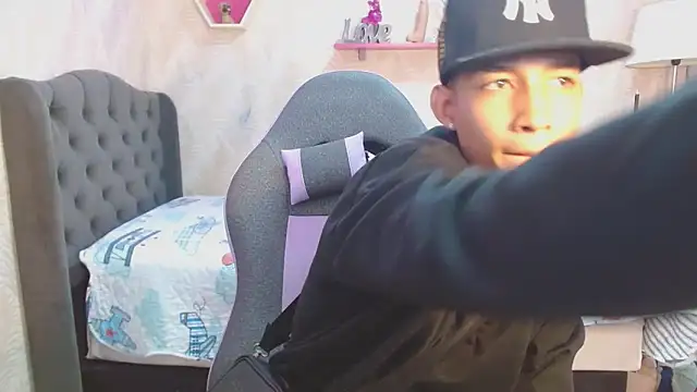 jose sexycumm online show from March 1, 8:53 pm