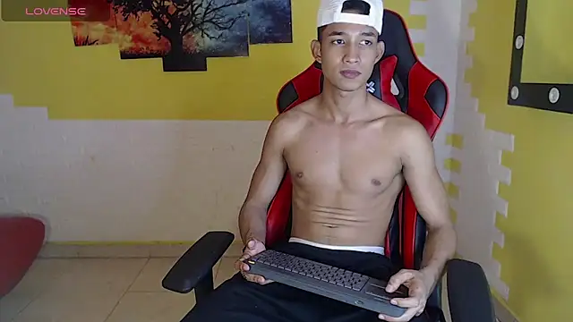 jose sexycumm online show from December 9, 9:44 pm