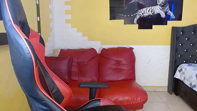 jose sexycumm online show from September 12, 8:42 pm